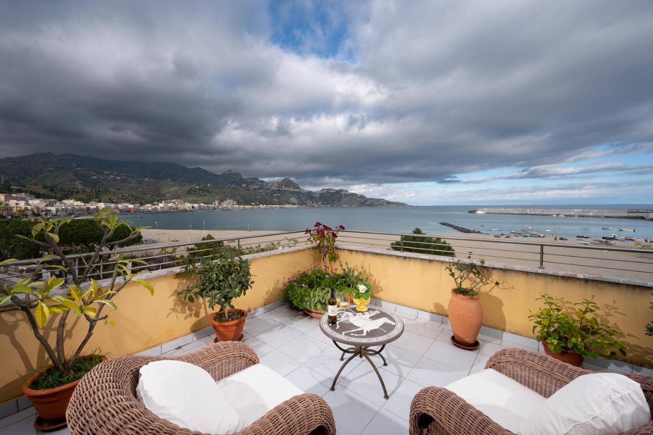 Hotel Sabbie D'Oro Giardini-Naxos Exterior foto
