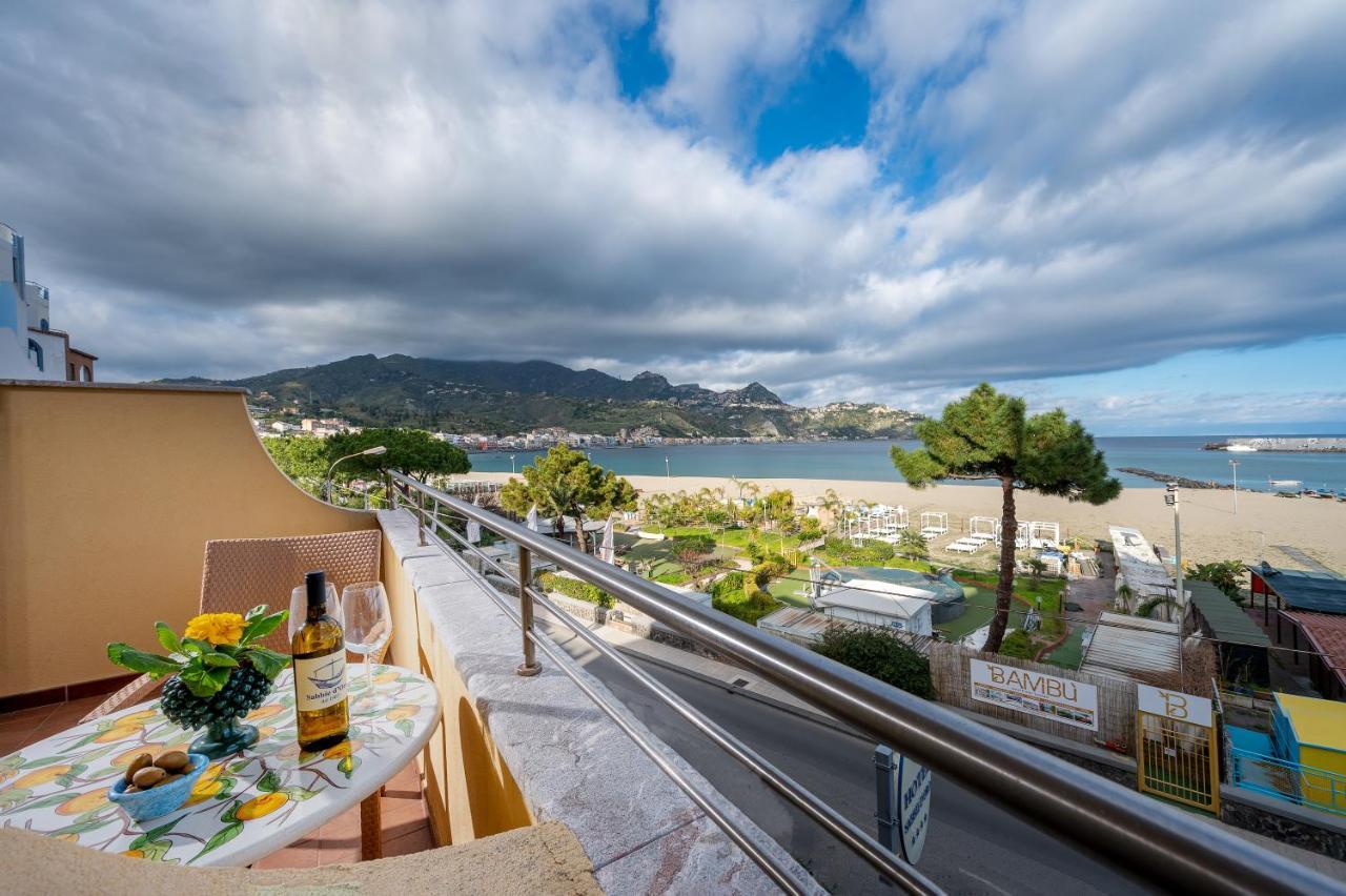 Hotel Sabbie D'Oro Giardini-Naxos Exterior foto