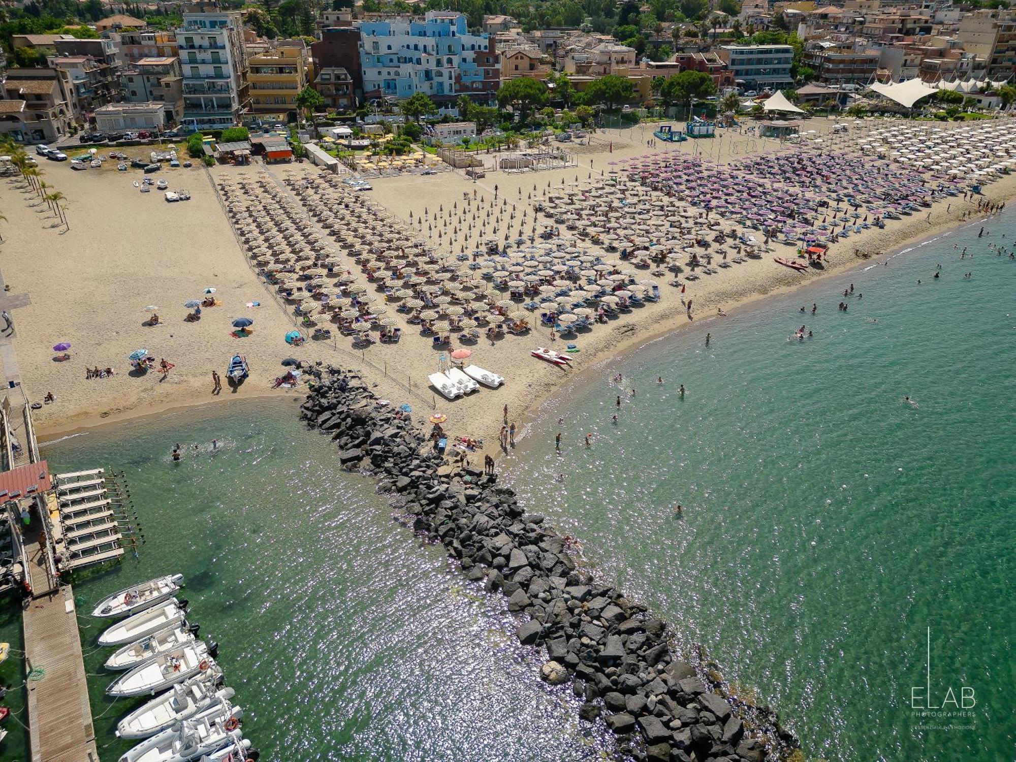 Hotel Sabbie D'Oro Giardini-Naxos Exterior foto